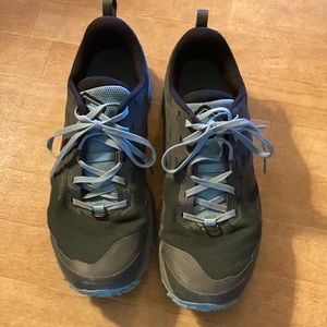Saucony Peregrine women’s size 10 USA, 8 UK, 42 EUR . Lots of tread left.